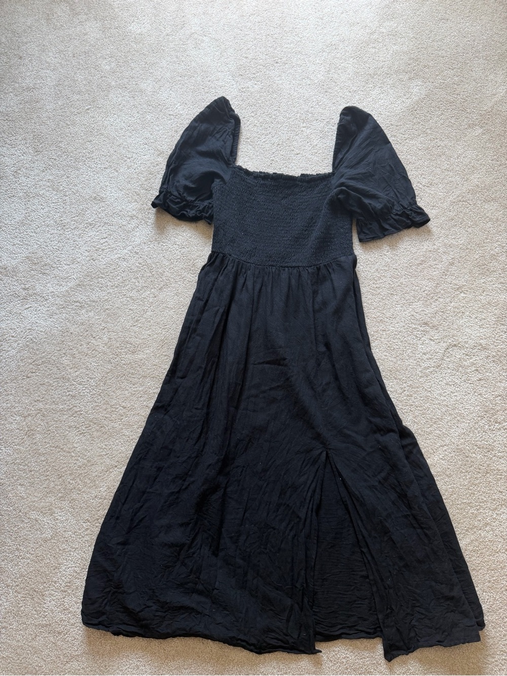 New Look Black Smocked Midi Dress with Puff Sleeves